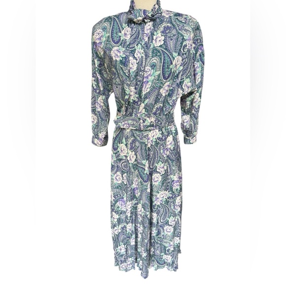 Vintage Dresses & Skirts - 1980s/Early 90s E.D. Michaels Large Paisley & Floral Print w/Matching Belt‎ Maxi